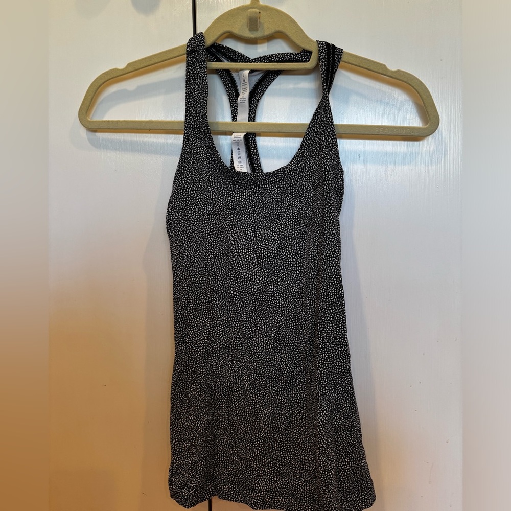 Lululemon print racer-back tank! Size 2!